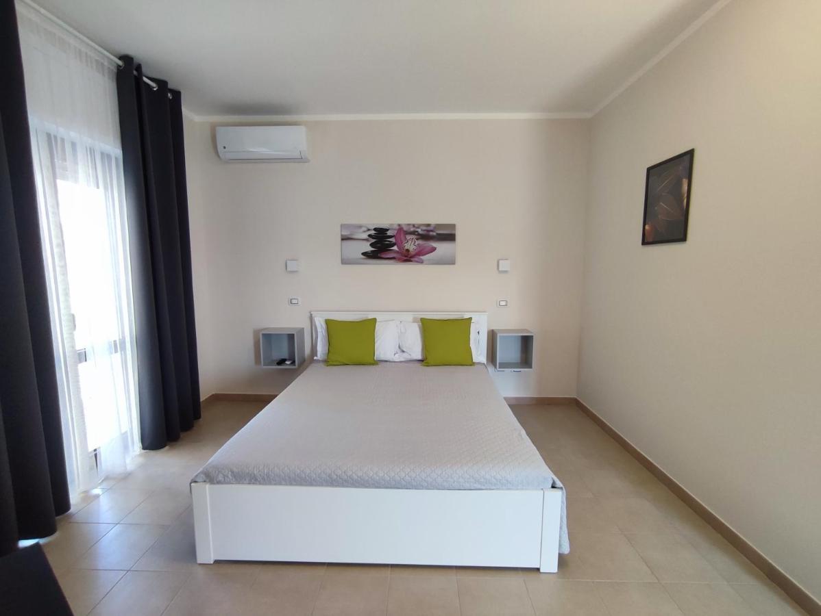 Cristian Rooms Avola Kültér fotó